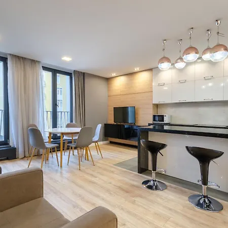 Petrovdom 17-190 In Rc New York Concept House, Antonovycha 74 Киев